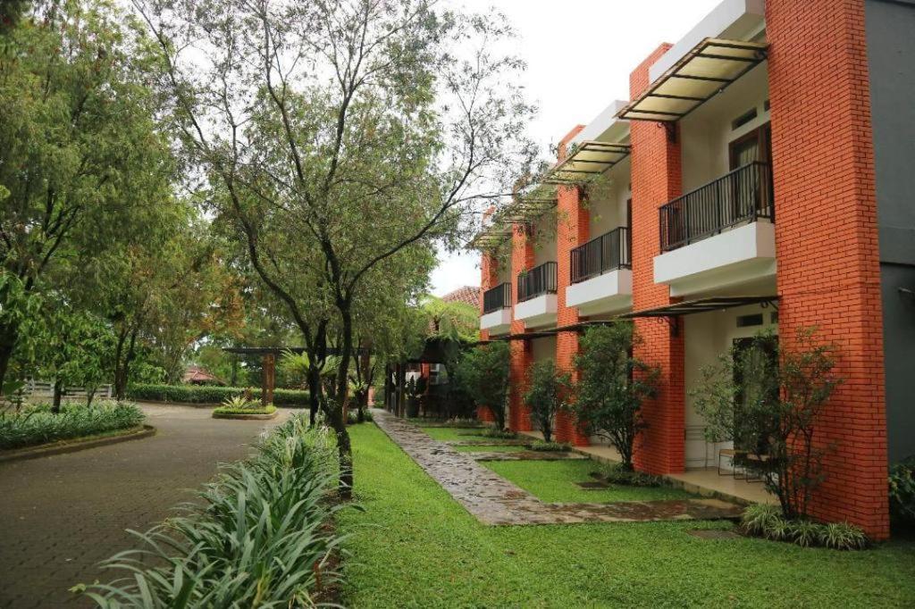 Villa Bukit Pinus Bogor Dış mekan fotoğraf