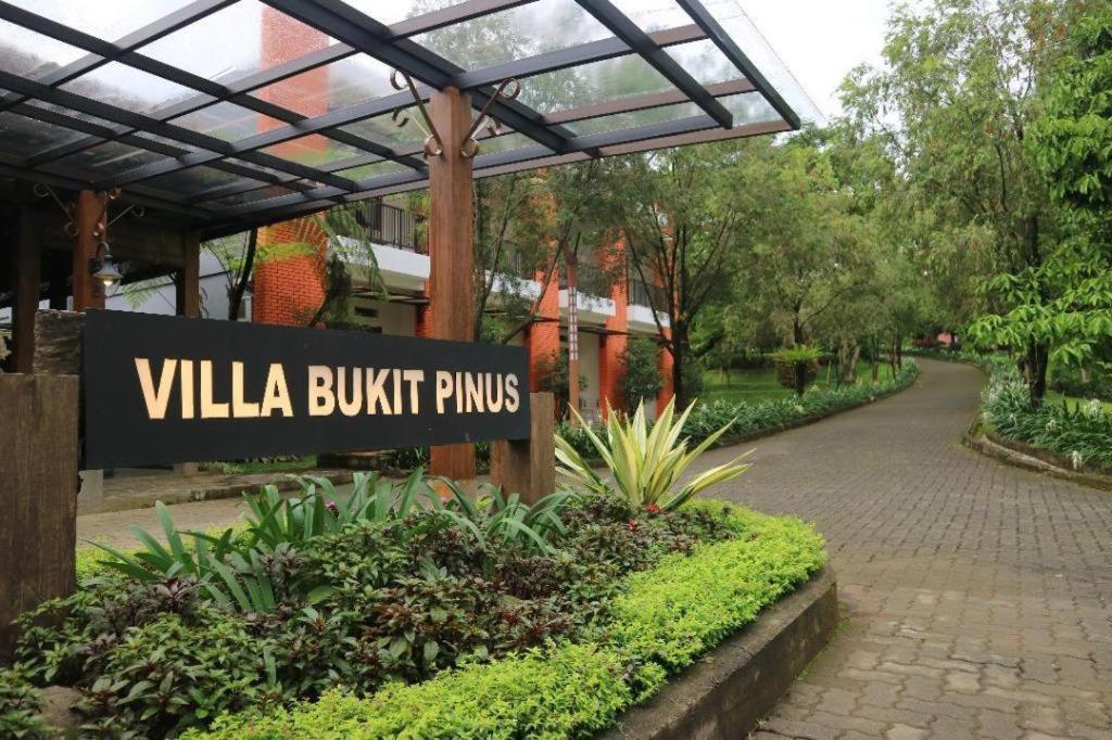 Villa Bukit Pinus Bogor Dış mekan fotoğraf